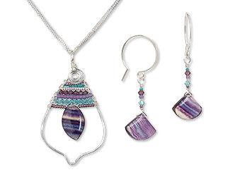 Single-Strand Necklace and Earrings Set