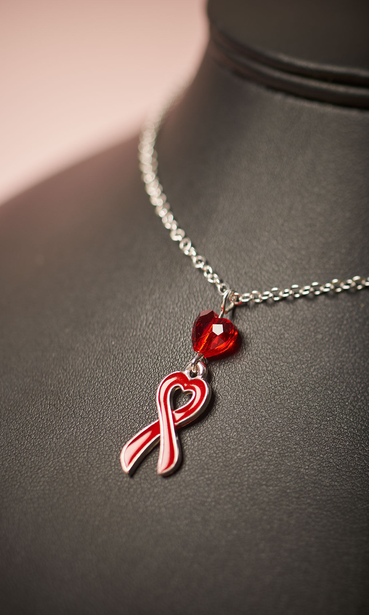 Design Idea RB24 necklace on a necklace display