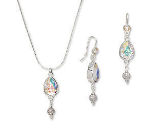 Single-Strand Necklace and Earring Set