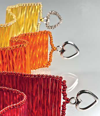 Beaded bracelet with toggle clasps