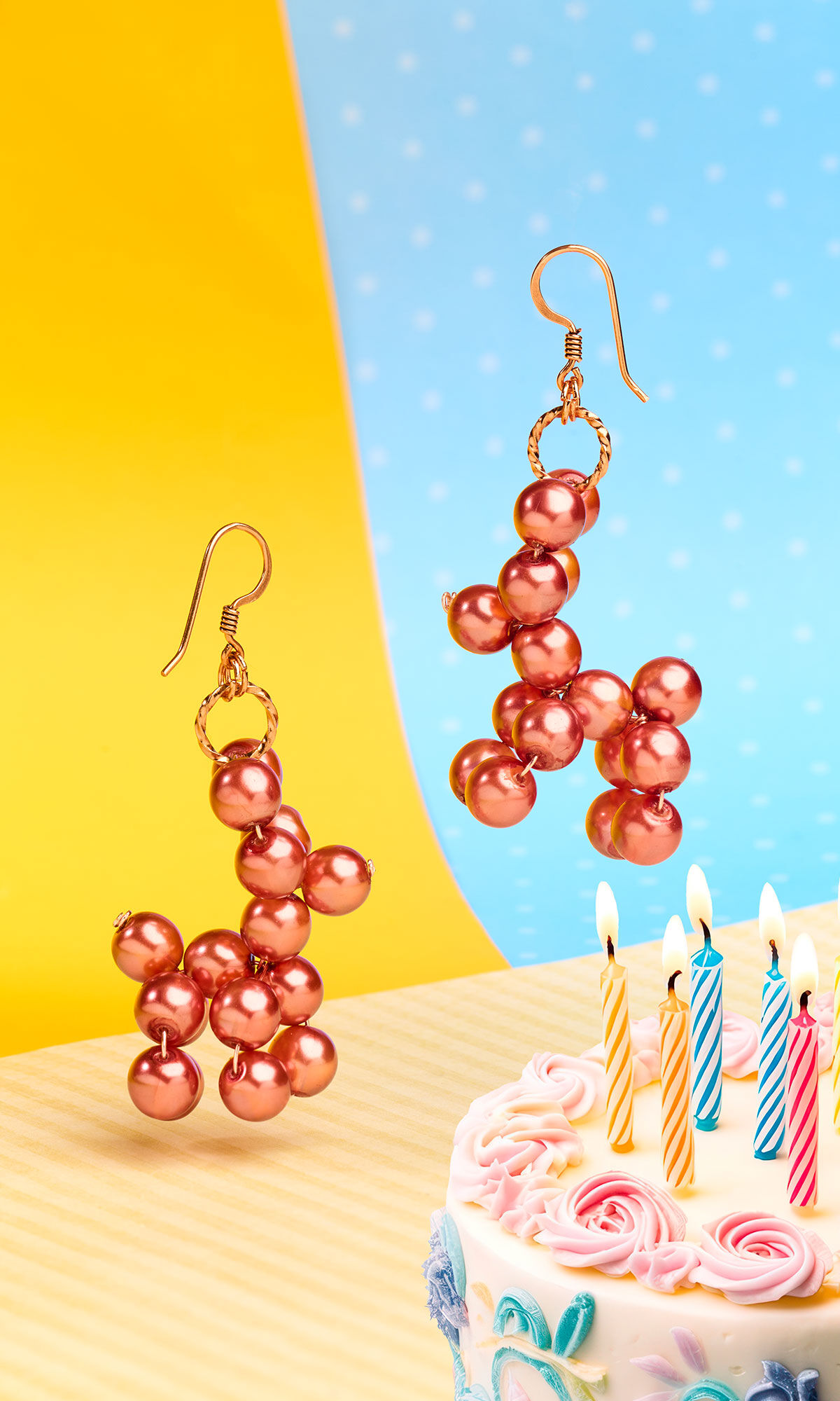 Design Idea RA29 With a birthday cake on a colorful background