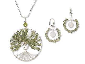 Single-Strand Necklace and Earring Set