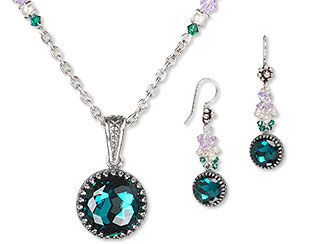 Single-Strand Necklace and Earrings Set