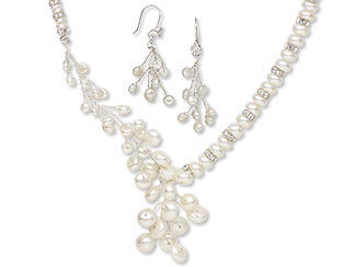 Single-Strand Necklace and Earring Set