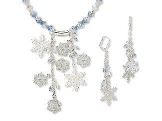 Single-Strand Necklace and Earring Set