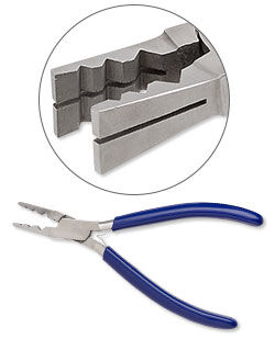 Tube cutting pliers