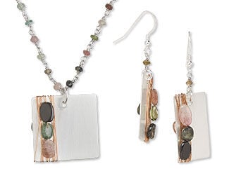 Single-Strand Necklace and Earrings