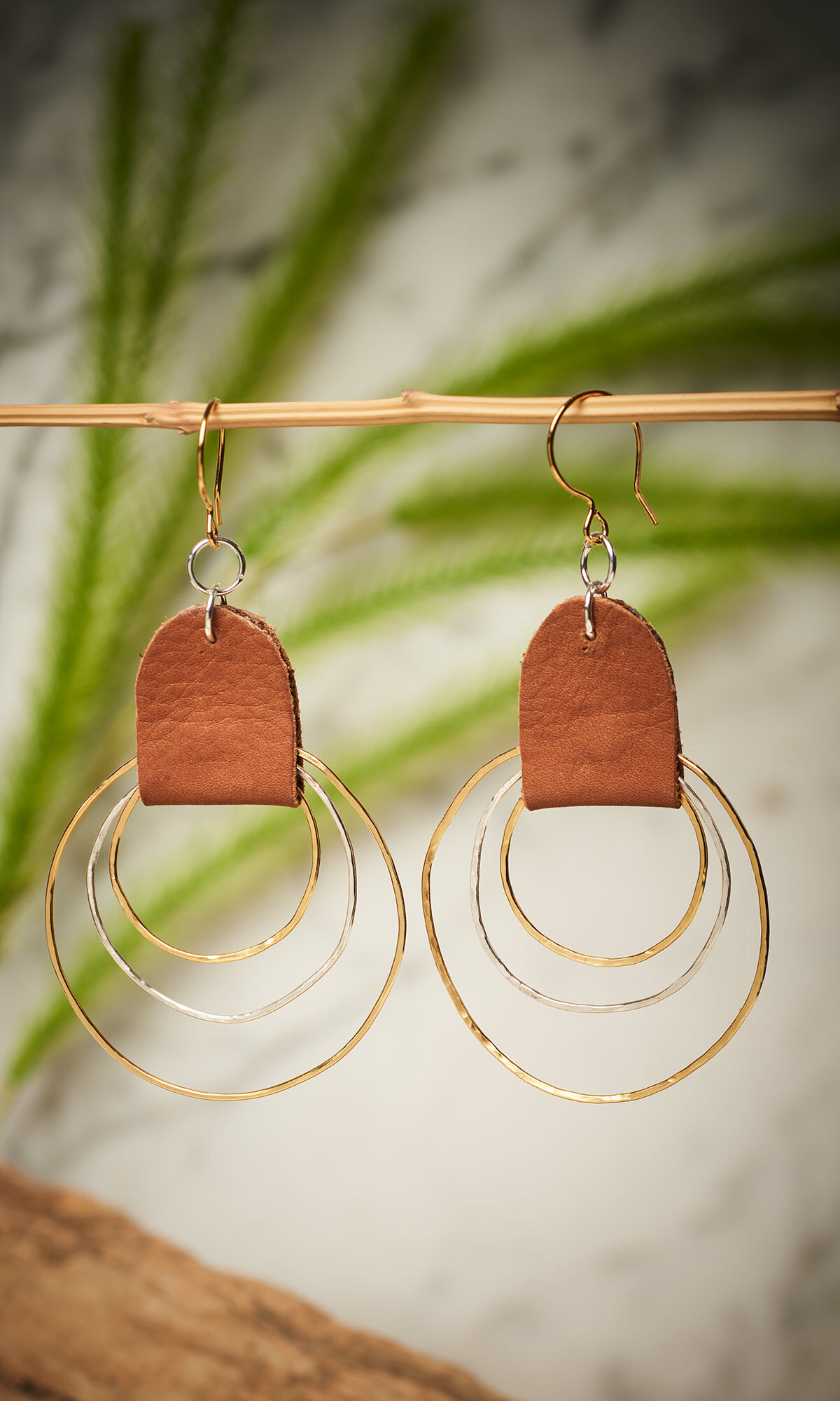 Design Idea R D 2 3 hanging on a dowel