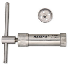 Clay extruder