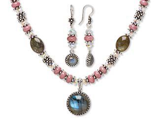 Single-Strand Necklace