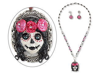 Single-Strand Necklace and Earrings Set