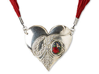 Single-Strand Necklace