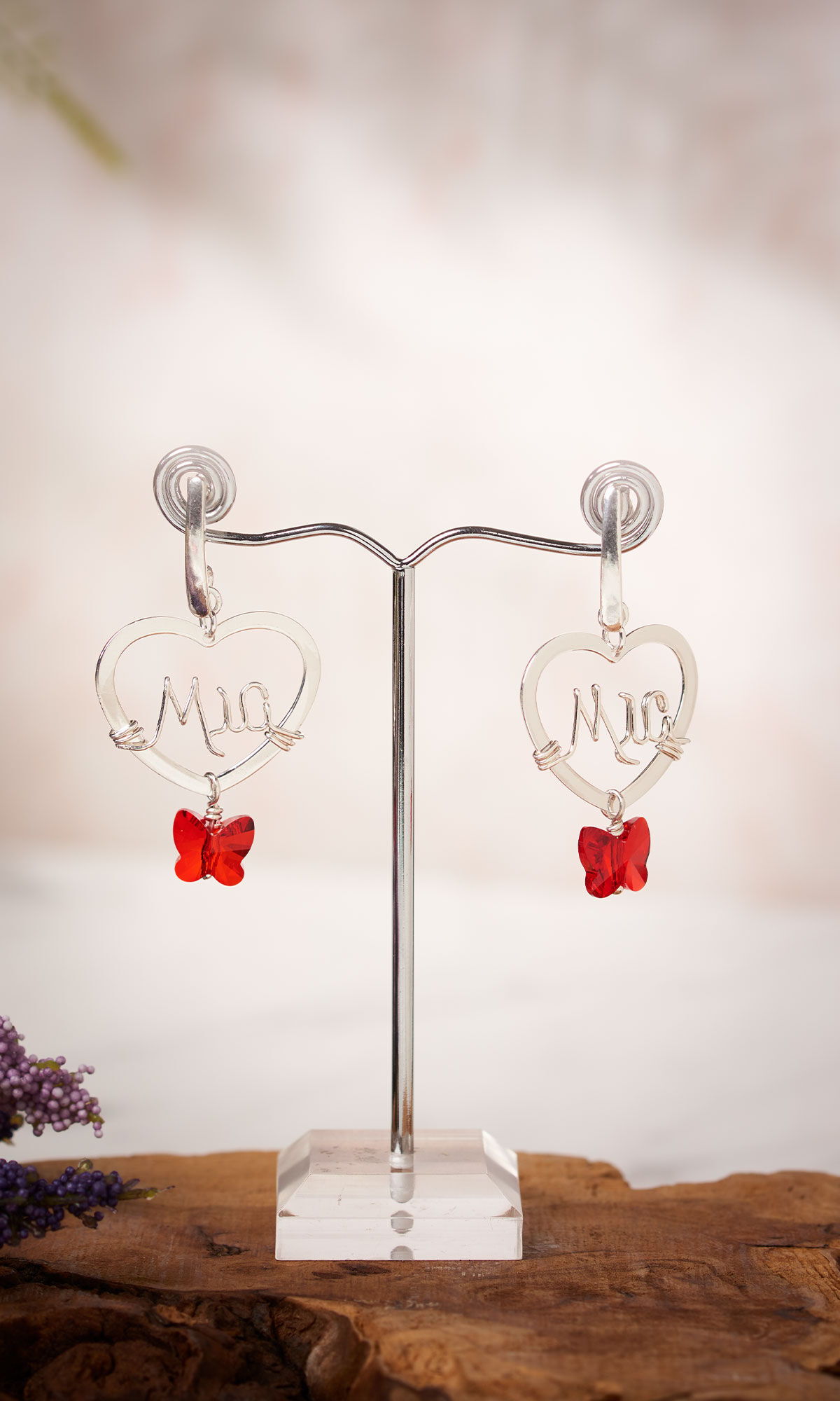 Design Idea RC2U on an earring stand