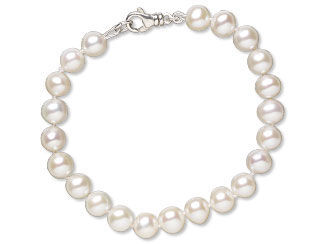 Image of pearl bracelet