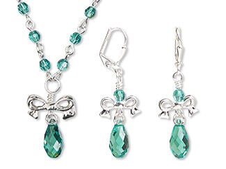 Single-Strand Necklace and Earrings