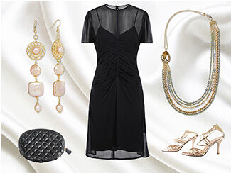 What to Wear to Themed Weddings