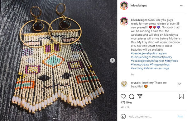A great example of a photo, engaging caption and specific hashtags from @kdeedesigns.