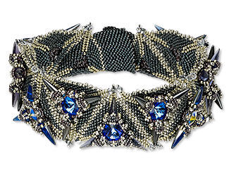Choker-Style Necklace and Bracelet Set