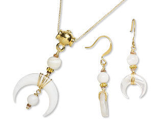 Single-Strand Necklace and Earring Set