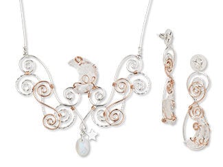 Single-Strand Necklace and Earrings