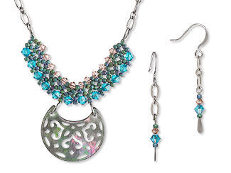 Single-Strand Necklace and Earrings Set