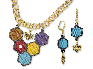 Single-Strand Necklace and Earring Set