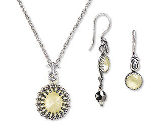 Single-Strand Necklace and Earring Set