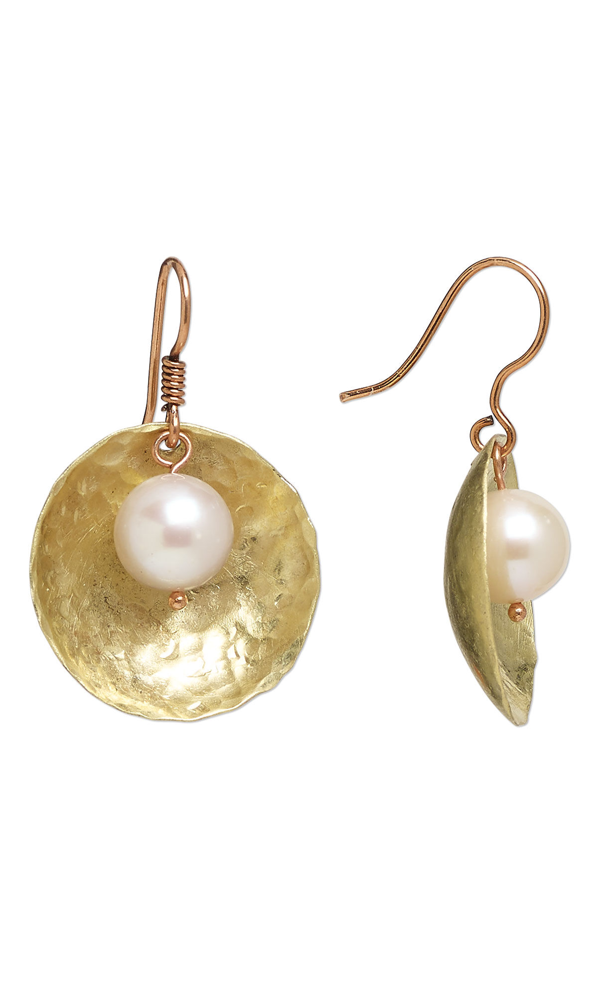 Earrings with concave hammered metal sheet and a pearl