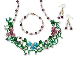 Single-Strand Necklace, Bracelet and Earring Set