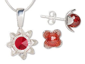 Single-Strand Necklace and Earrings