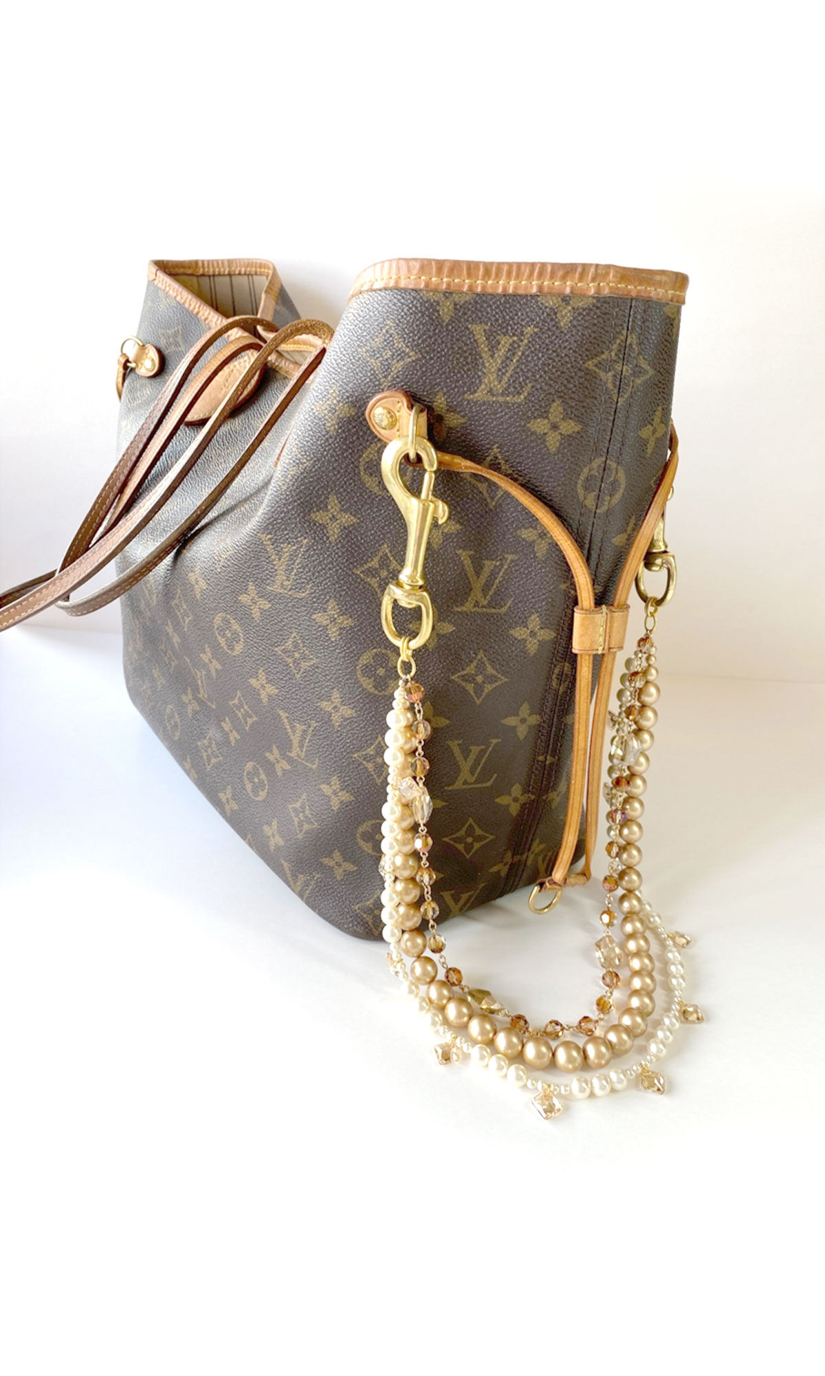 Design Idea R D 3 B Styled on a Louis Vuitton handbag