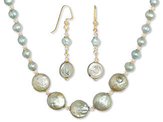 How to Dye Pearls