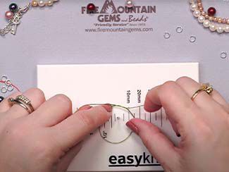 How to Knot Pearls with Perfection Using the easyknotter®