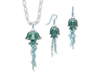 Single-Strand Necklace and Earrings Set