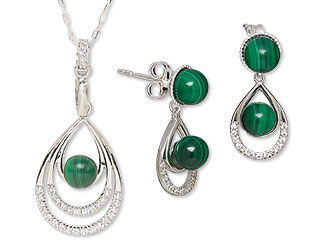Necklace and Earrings Using Half-Drilled Malachite Beads