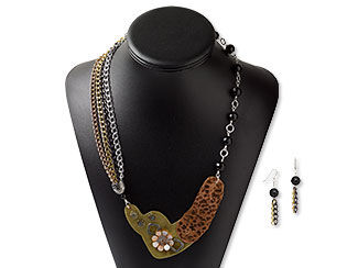 Bib-Style Necklace and Earring Set