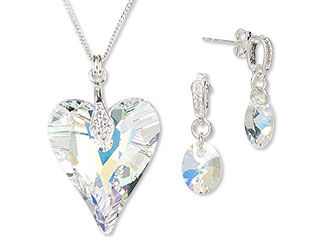 Single-Strand Necklace and Earrings Set