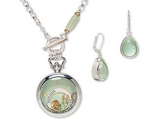 Single-Strand Necklace and Earring Set