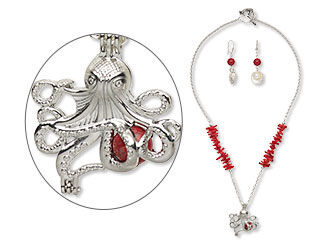 Single-Strand Necklace and Earring Set