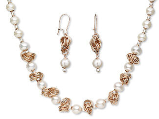 Single-Strand Necklace and Earring Set