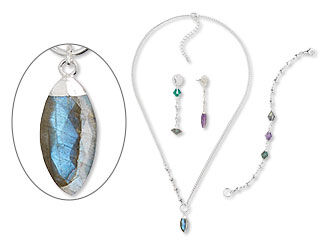 Single-Strand Necklace, Bracelet and Earrings Set