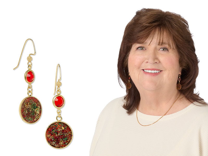 Model wearing jewelry that uses a setting