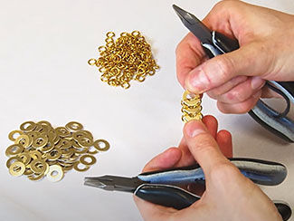 Weaving Scalemaille and Washermaille