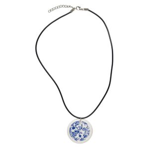 Necklace, porcelain / rubber / silver-plated steel, black / blue / white, 40mm flat round with bird and flower design, 17 inches with 1-1/2 inch extender chain and lobster claw clasp. Sold individually.