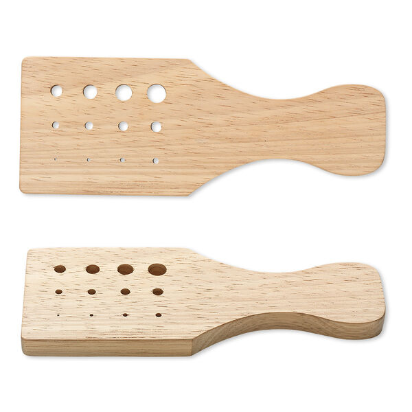 Draw plate, rubberwood, 6 x 2-1/4 x 1/3 inch paddle with 12 graduated 1-8mm holes. Sold individually. image number 0