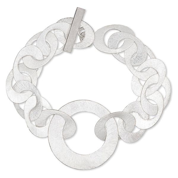 Bracelet, silver-plated copper, 22x15mm interlocking brushed oval with round cutout and 36mm brushed open round, 7 inches with toggle clasp. Sold individually. image number 0