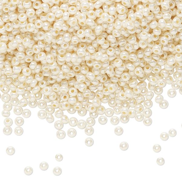 Seed bead, Preciosa Ornela Czech glass, pkg/50g, #11 rocaille, opaque shell luster chalkwhite, (46113). image number 0