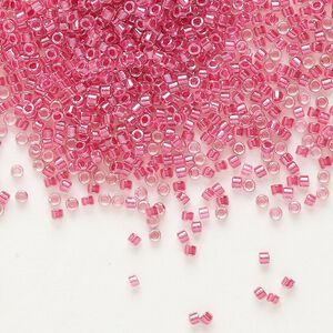 Seed bead, Delica®, glass, pkg/250g, #11 round, translucent rose-lined luster crystal clear (DB-0914).