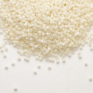Seed bead, Delica®, glass, pkg/250g, #15 round, opaque ivory (DBS-0732).