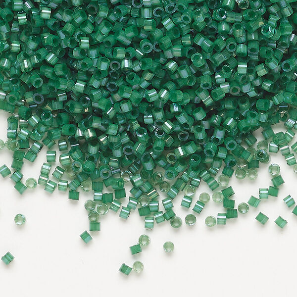 Seed bead, Delica®, glass, pkg/7.5g, #11 round, opaque silk satin inside dyed color emerald (DB-1814). image number 0